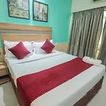 Akasa International Near T-2 International Airport Hotel 3*