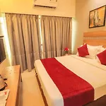 Akasa International Near T-2 International Airport 3*