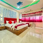 Hotel Relax Residency