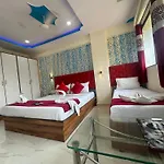 Hotel Relax Residency