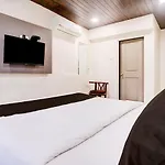 Hotel Relax Residency