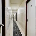 O Ulhasnagar Railway Station Hotel