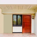 Hotel O Ulhasnagar Railway Station