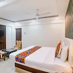 Fabhotel Arsh Executive Hotel