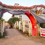 Hotel Fabhotel Arsh Executive Mumbai