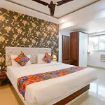 Hotel Fabhotel Arsh Executive 3*