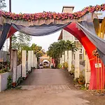 Hotel Fabhotel Arsh Executive