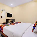 Fabhotel Majestic Crest 3*