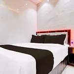 Hotel O My Choice 2*