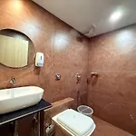 Riza Nesco Exhibition Centre Goregoan Hotel 3*