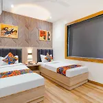 Hotel Riza Nesco Exhibition Centre Goregoan