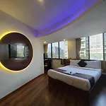 Glitz Hotels The Rio - Nr Solitaire Corporate Business Park