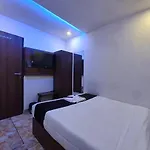 Glitz Hotels The Rio - Nr Solitaire Corporate Business Park