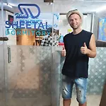 Sheetal Capsule hotel *
