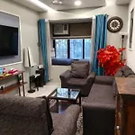 6th Floor 1bhk Close To Bkc *
