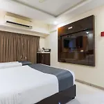 Hotel Laaiba Residency
