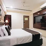 Hotel Laaiba Residency