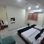 Hotel Glow Star - Near Csmt Railway Station & Hajj House South Mumbai