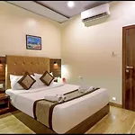 Aura Inn