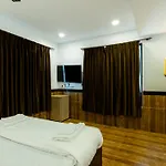 Cozykey Rooms Bandra