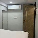 Hotel Qamar Mumbai