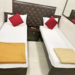 Qamar Hotel Mumbai