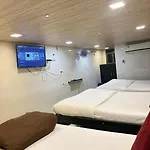 Hotel Qamar Mumbai