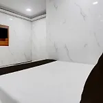 O Sr Residency 3* Mumbai