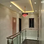 Hotel Le Glance & Mumbai