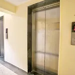 Cr Residency By Glitz Hotels