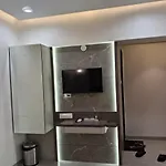 Hotel Le Glance & Mumbai