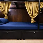 Bombay Stay Near Mumbai International Airport