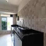 Modern, Chic 2Bhk Apt Near Bkc And Airport