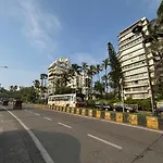 Sea-Front 1-Bhk At Carterroad