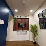 Apartment Sea-front 1-bhk At Carterroad Mumbai