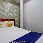 Hotel O Gulzar Masjid Bunder Railway Station