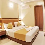 Emerald Near T2 International Airport Hotel Mumbai