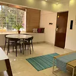Mon Desire 1, Perry Cross Rd, Bandra West By Connekt Homes Apartment