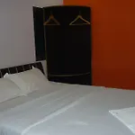 Axa Hotel