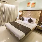 Oyo Rooms Link Road Malad Mumbai