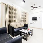 Oyo 3463 Arista Apartments