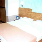 Check Inn Hotel