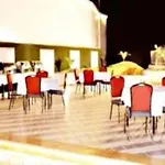 Metro International Hotel 2*