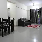 Navratan Apartments