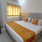 Oyo 845 Kailash Park Mumbai