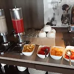 Hotel Juhu Residency Boutique 3*
