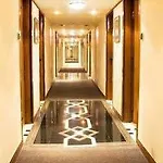 Midtown Pritam 3*