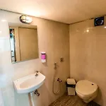 Basti - A Backpackers Hostel Mumbai