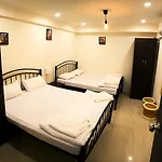 Hostel Basti - A Backpackers *