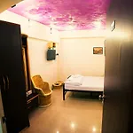 Basti - A Backpackers Hostel *